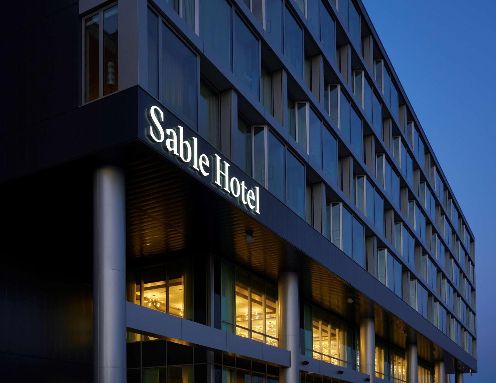 Sable At Navy Pier Chicago, Curio Collection By Hilton Hotel Kültér fotó